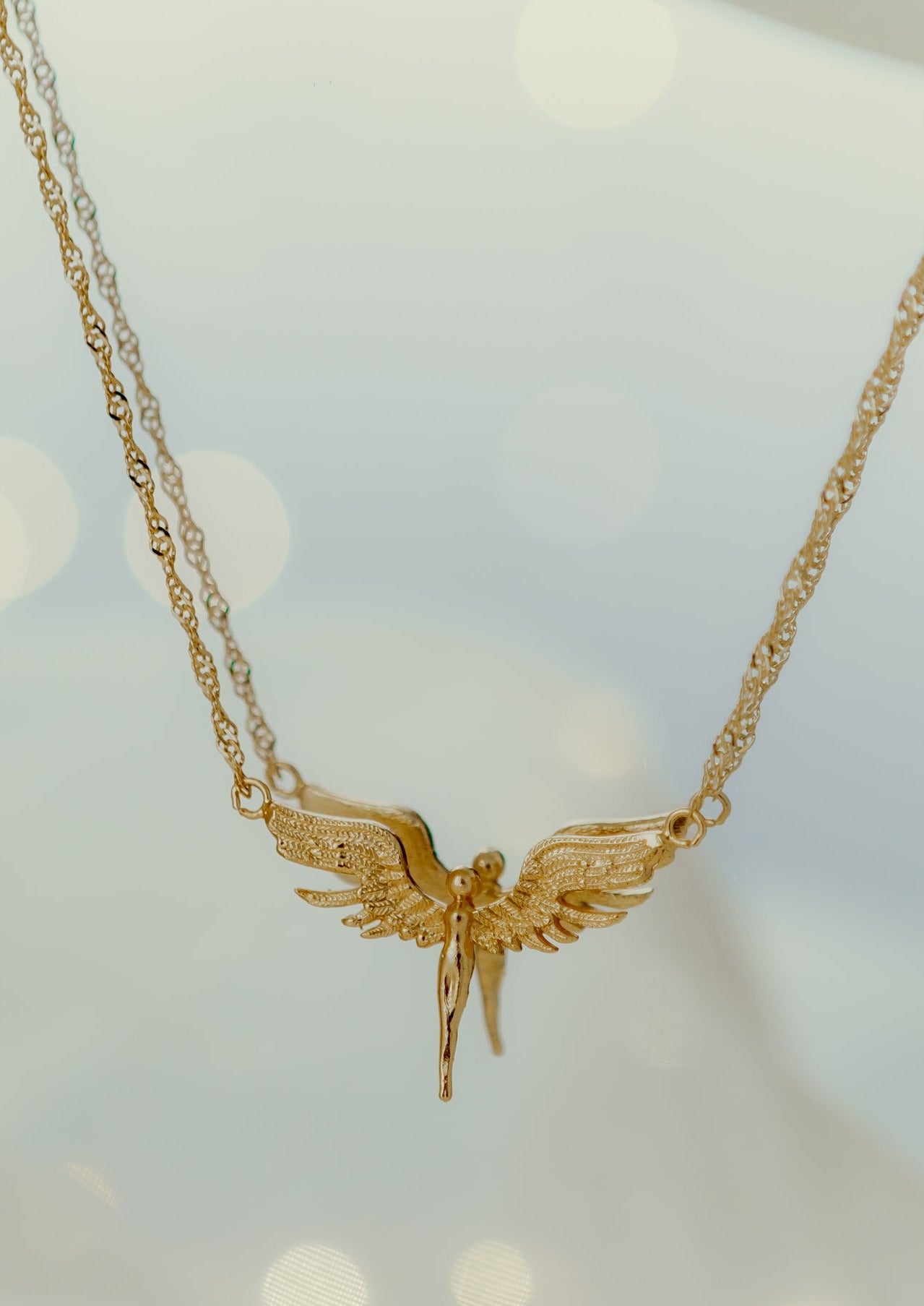 Collar Ángel Omnipresente